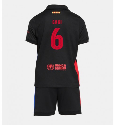 Köpa Billiga Barn FC Barcelona Bortatröja 2024/25 Paez Gavi 6 Kortärmad (+ Korta byxor) 1 Köpa Billiga Barn FC Barcelona Bortatröja 2024/25 Paez Gavi 6 Kortärmad (+ Korta byxor)
