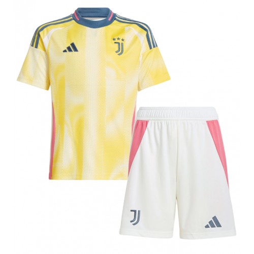 Köpa Billiga Barn Juventus Bortatröja 2024/25 Francisco Conceicao 7 Kortärmad (+ Korta byxor) 2 Köpa Billiga Barn Juventus Bortatröja 2024/25 Francisco Conceicao 7 Kortärmad (+ Korta byxor)-1