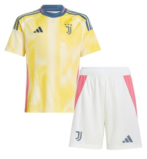 Köpa Billiga Barn Juventus Bortatröja 2024/25 Juan Cabal 32 Kortärmad (+ Korta byxor) 2 Köpa Billiga Barn Juventus Bortatröja 2024/25 Juan Cabal 32 Kortärmad (+ Korta byxor)-1