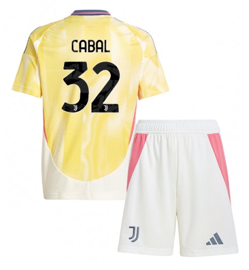 Köpa Billiga Barn Juventus Bortatröja 2024/25 Juan Cabal 32 Kortärmad (+ Korta byxor) 1 Köpa Billiga Barn Juventus Bortatröja 2024/25 Juan Cabal 32 Kortärmad (+ Korta byxor)