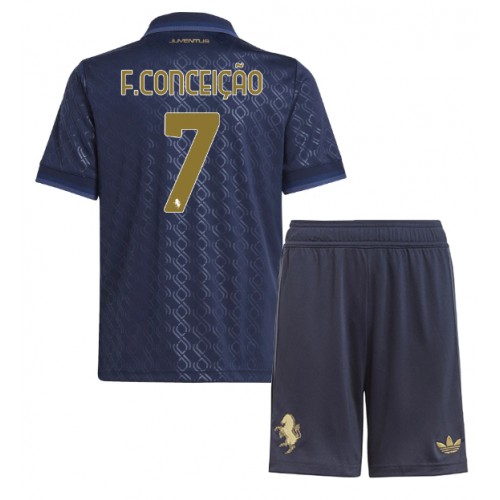 Köpa Billiga Barn Juventus Tredjetröja 2024/25 Francisco Conceicao 7 Kortärmad (+ Korta byxor) 1 Köpa Billiga Barn Juventus Tredjetröja 2024/25 Francisco Conceicao 7 Kortärmad (+ Korta byxor)