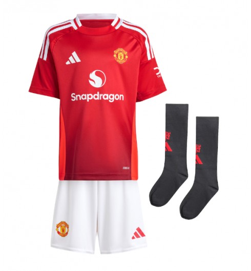Köpa Billiga Barn Manchester United Hemmatröja 2024/25 Victor Lindelof 2 Kortärmad (+ Korta byxor) 2 Köpa Billiga Barn Manchester United Hemmatröja 2024/25 Victor Lindelof 2 Kortärmad (+ Korta byxor)-1