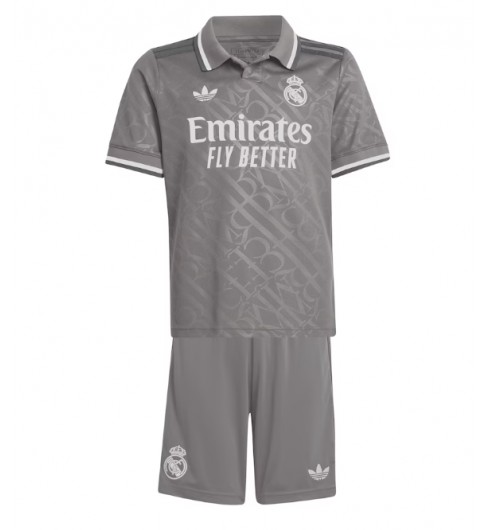 Köpa Billiga Barn Real Madrid Tredjetröja 2024/25 Brahim Diaz 21 Kortärmad (+ Korta byxor) 2 Köpa Billiga Barn Real Madrid Tredjetröja 2024/25 Brahim Diaz 21 Kortärmad (+ Korta byxor)-1