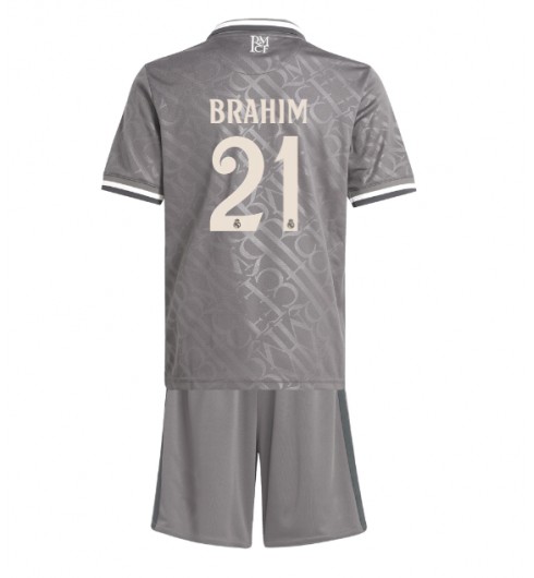 Köpa Billiga Barn Real Madrid Tredjetröja 2024/25 Brahim Diaz 21 Kortärmad (+ Korta byxor) 1 Köpa Billiga Barn Real Madrid Tredjetröja 2024/25 Brahim Diaz 21 Kortärmad (+ Korta byxor)