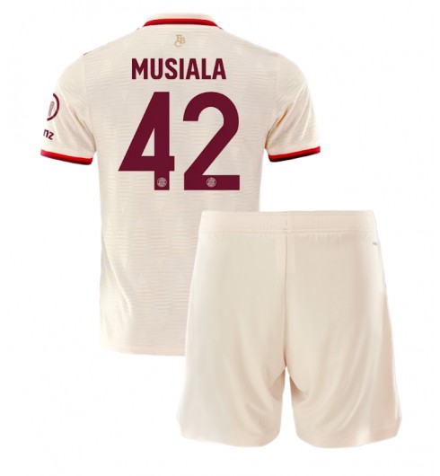 Köpa Barn Bayern München Tredjetröja 2024/25 Jamal Musiala 42 Kortärmad (+ Korta byxor) 1 Köpa Barn Bayern München Tredjetröja 2024/25 Jamal Musiala 42 Kortärmad (+ Korta byxor)