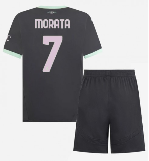 Köpa Billiga Barn AC Milan Tredjetröja 2024/25 Alvaro Morata 7 Kortärmad (+ Korta byxor) 1 Köpa Billiga Barn AC Milan Tredjetröja 2024/25 Alvaro Morata 7 Kortärmad (+ Korta byxor)