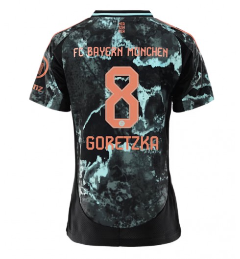 Köpa Dam Bayern München Bortatröja 2024/25 Leon Goretzka 8 Kortärmad 1 Köpa Dam Bayern München Bortatröja 2024/25 Leon Goretzka 8 Kortärmad