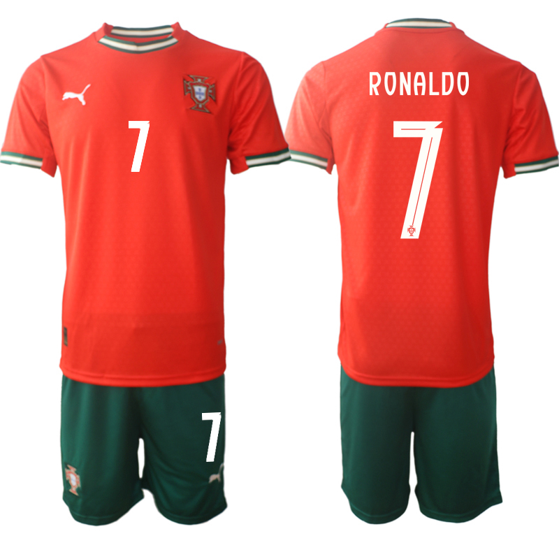 Köpa Fotbollströjor För Herr Portugal Hemmatröja 2025/26 Cristiano Ronaldo 7 Kortärmad (+ Korta byxor) 1 Köpa Fotbollströjor För Herr Portugal Hemmatröja 2025/26 Cristiano Ronaldo 7 Kortärmad (+ Korta byxor)