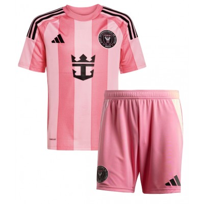 Inter Miami 2025/26 Hemmatröja Barn Set – Kortärmad Fotbollströja med Shorts 1 Inter Miami 2025/26 Hemmatröja Barn Set – Kortärmad Fotbollströja med Shorts