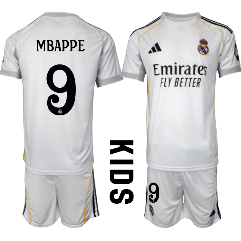 Köp Barn Real Madrid Hemmatröja 2025/26 Kylian Mbappé #9 Fotbollssats Kortärmad (+ Shorts)