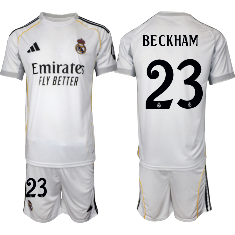 Köp Herr Real Madrid Hemmatröja 2025/26 David Beckham #23 Fotbollsmatchställ (kortärmad tröja + shorts) 1 Köp Herr Real Madrid Hemmatröja 2025/26 David Beckham #23 Fotbollsmatchställ (kortärmad tröja + shorts)