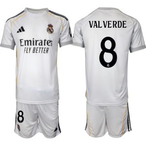 Köp Herr Real Madrid Hemmatröja 2025/26 Federico Valverde #8 Fotbollsmatchställ (kortärmad tröja + shorts)