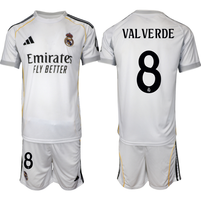 Köp Herr Real Madrid Hemmatröja 2025/26 Federico Valverde #8 Fotbollsmatchställ (kortärmad tröja + shorts)