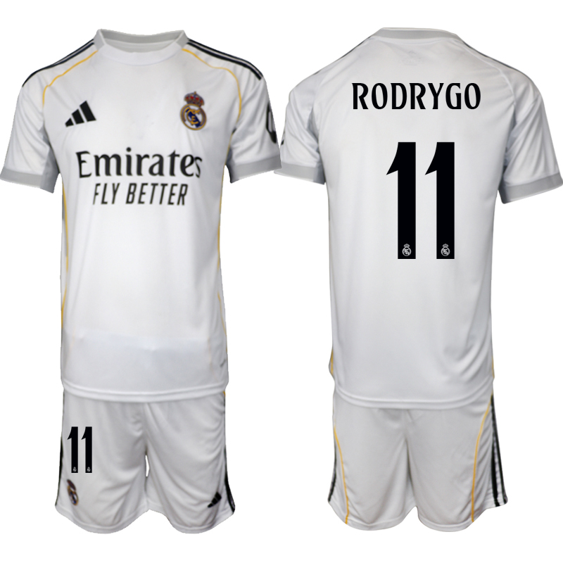 Köp Herr Real Madrid Hemmatröja 2025/26 Rodrygo #11 Fotbollsmatchställ (kortärmad tröja + shorts) 1 Köp Herr Real Madrid Hemmatröja 2025/26 Rodrygo #11 Fotbollsmatchställ (kortärmad tröja + shorts)