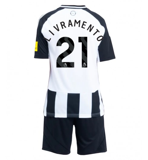Köpa Billiga Barn Newcastle United Hemmatröja 2024/25 Tino Livramento 21 Kortärmad (+ Korta byxor) 1 Köpa Billiga Barn Newcastle United Hemmatröja 2024/25 Tino Livramento 21 Kortärmad (+ Korta byxor)