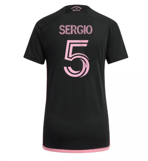 Köpa Fotbollströjor För Dam Inter Miami Bortatröja 2024/25 Sergio Busquets 5 Kortärmad 1 Köpa Fotbollströjor För Dam Inter Miami Bortatröja 2024/25 Sergio Busquets 5 Kortärmad