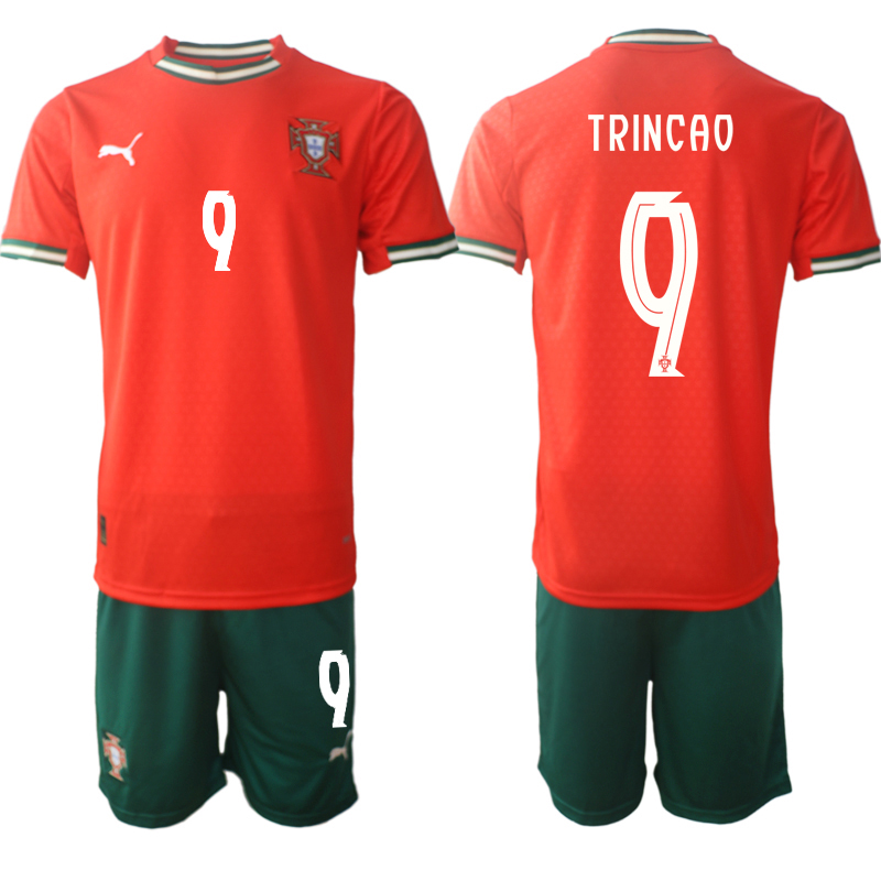 Köpa Fotbollströjor För Herr Portugal Hemmatröja 2025/26 Francisco Trincao 9 Kortärmad (+ Korta byxor) 1 Köpa Fotbollströjor För Herr Portugal Hemmatröja 2025/26 Francisco Trincao 9 Kortärmad (+ Korta byxor)
