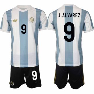 Köp Argentina Specialutgåva 50-årsjubileum fotbollsset Julian Alvarez 9 Kortärmad (+ Korta byxor)
