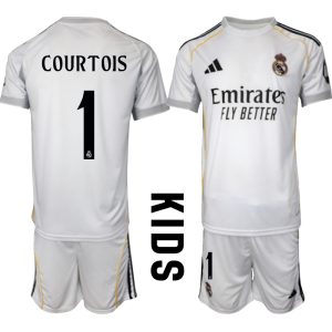 Köp Barn Real Madrid Hemmatröja 2025/26 Thibaut Courtois #1 Fotbollssats Kortärmad (+ Shorts)