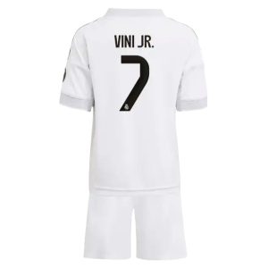 Real Madrid Barn Hemmatröja 2025/26 Vinicius Junior #7 Fotbollsställ med Shorts
