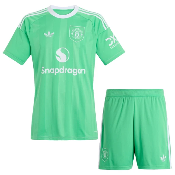 Manchester United Barn Tredjemålvaktsställ 2025/26 Grön – Kortärmad Fotbollströja + Shorts 1 Manchester United Barn Målvaktsställ 2025/26 Grön – Kortärmad Fotbollströja + Shorts