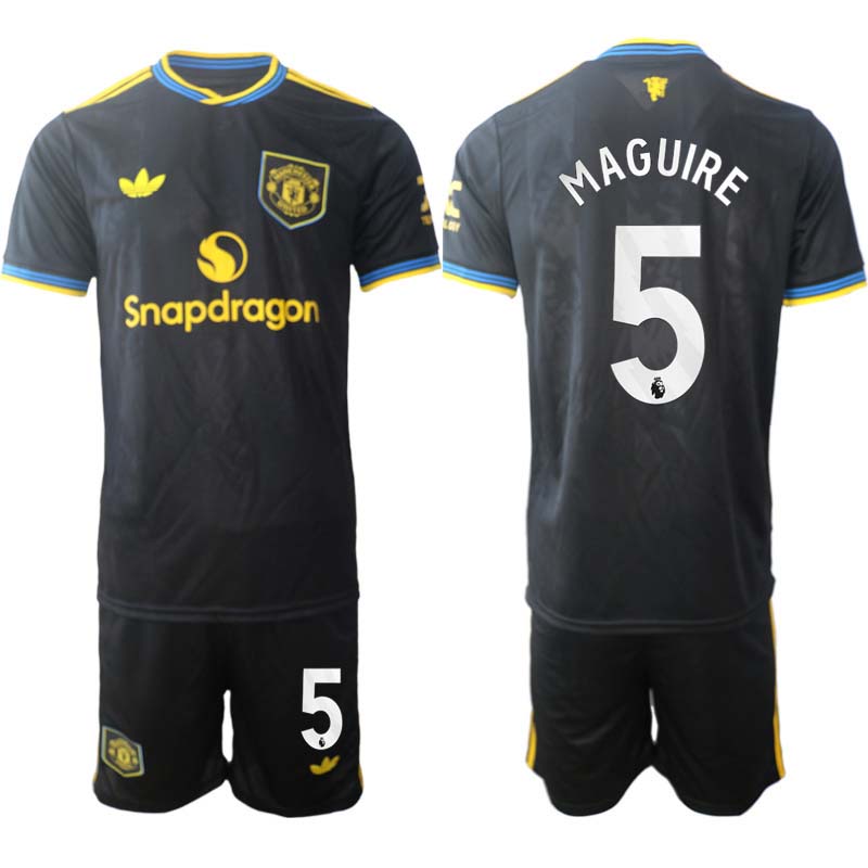 Manchester United Tredjeställ Herr 2025/26 Harry Maguire #5 Kortärmad Fotbollströja + Shorts