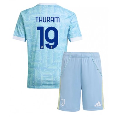 Juventus Barn Bortaställ 2025/26 Khéphren Thuram 19 Kortärmad Tröja + Shorts