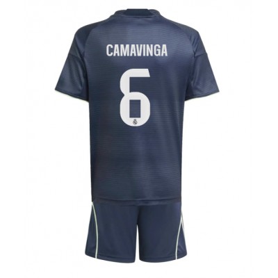 Real Madrid Barn Bortaställ 2025/26 Eduardo Camavinga 6 Kortärmad Tröja + Shorts
