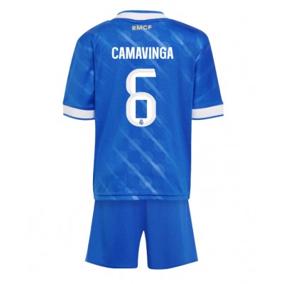 Real Madrid Barn Tredjeställ 2025/26 Eduardo Camavinga 6 Kortärmad Tröja + Shorts 1 Real Madrid Barn Tredjeställ 2025/26 Eduardo Camavinga 6 Kortärmad Tröja + Shorts