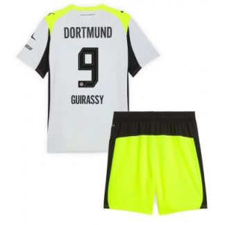 Borussia Dortmund Barn Bortaställ 2025/26 Serhou Guirassy 9 Tröja + Shorts