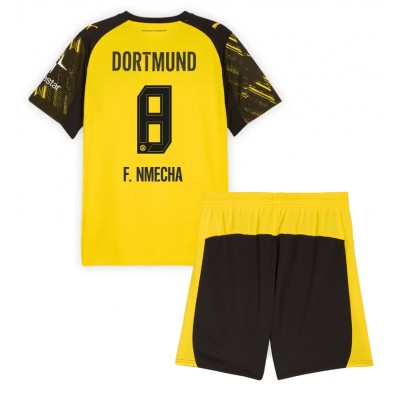 Borussia Dortmund Barn Hemmaställ 2025/26 Felix Nmecha 8 Tröja + Shorts 1 Borussia Dortmund Barn Hemmaställ 2025/26 Felix Nmecha 8 Tröja + Shorts