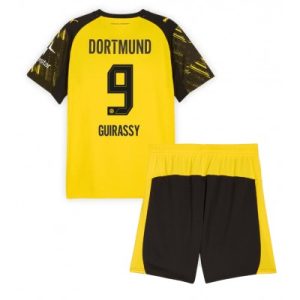 Borussia Dortmund Barn Hemmaställ 2025/26 Serhou Guirassy 9 Tröja + Shorts