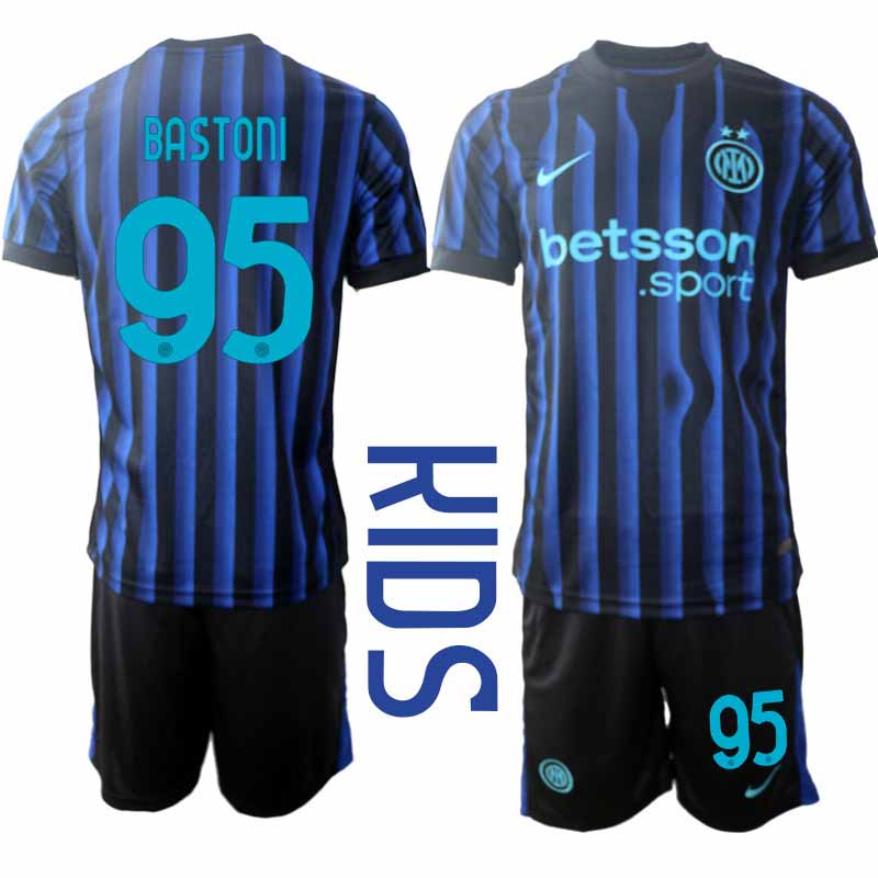 Inter Milan Alessandro Bastoni #95 Barn Hemmaställ 2025-26 Tröja + Shorts 1 Inter Milan Alessandro Bastoni #95 Barn Hemmaställ 2025-26 Tröja + Shorts
