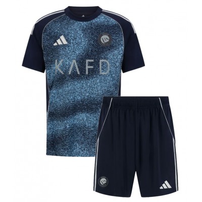 Al-Nassr 2025/26 Bortatröja Barn Set – Cristiano Ronaldo #7 Kortärmad Fotbollströja med Shorts 2 🇸🇪 SEO优化版瑞典语商品标题(儿童 · 客场 · 短袖) Al-Nassr Cristiano Ronaldo #7 Bortatröja Barn 2025/26 – Kortärmad Officiell Fotbollströja