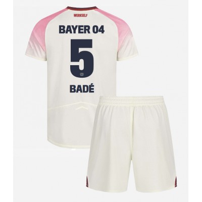Bayer 04 Leverkusen Bortatröja 2025–26 Barn Set – Loïc Badé #5 Kortärmad Fotbollströja med Shorts 1 Bayer 04 Leverkusen Bortatröja 2025–26 Barn Set – Loïc Badé #5 Kortärmad Fotbollströja med Shorts
