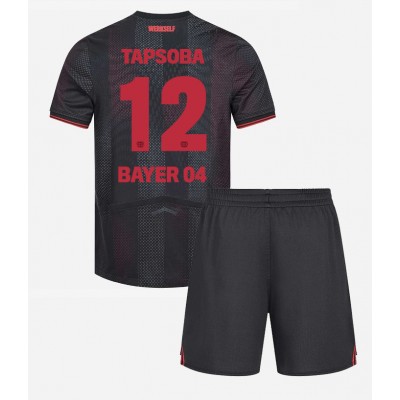 Bayer 04 Leverkusen Hemmatröja 2025–26 Barn Set – Edmond Tapsoba #12 Kortärmad Fotbollströja med Shorts 1 Bayer 04 Leverkusen Hemmatröja 2025–26 Barn Set – Edmond Tapsoba #12 Kortärmad Fotbollströja med Shorts