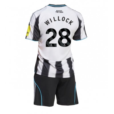 Newcastle United 2025/26 Hemmatröja Barn Set – Joe Willock #28 Kortärmad Fotbollströja med Shorts 1 Newcastle United 2025/26 Hemmatröja Barn Set – Joe Willock #28 Kortärmad Fotbollströja med Shorts