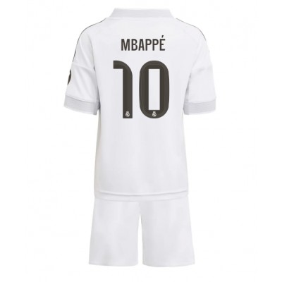 Real Madrid Hemmatröja 2025–26 Barn Set – Kylian Mbappé #10 Kortärmad Fotbollströja med Shorts 1 Real Madrid Hemmatröja 2025–26 Barn Set – Kylian Mbappé #10 Kortärmad Fotbollströja med Shorts
