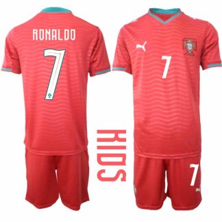 Portugal Barn Hemmaställ VM 2026 Cristiano Ronaldo #7 Kortärmad Fotbollströja med Shorts