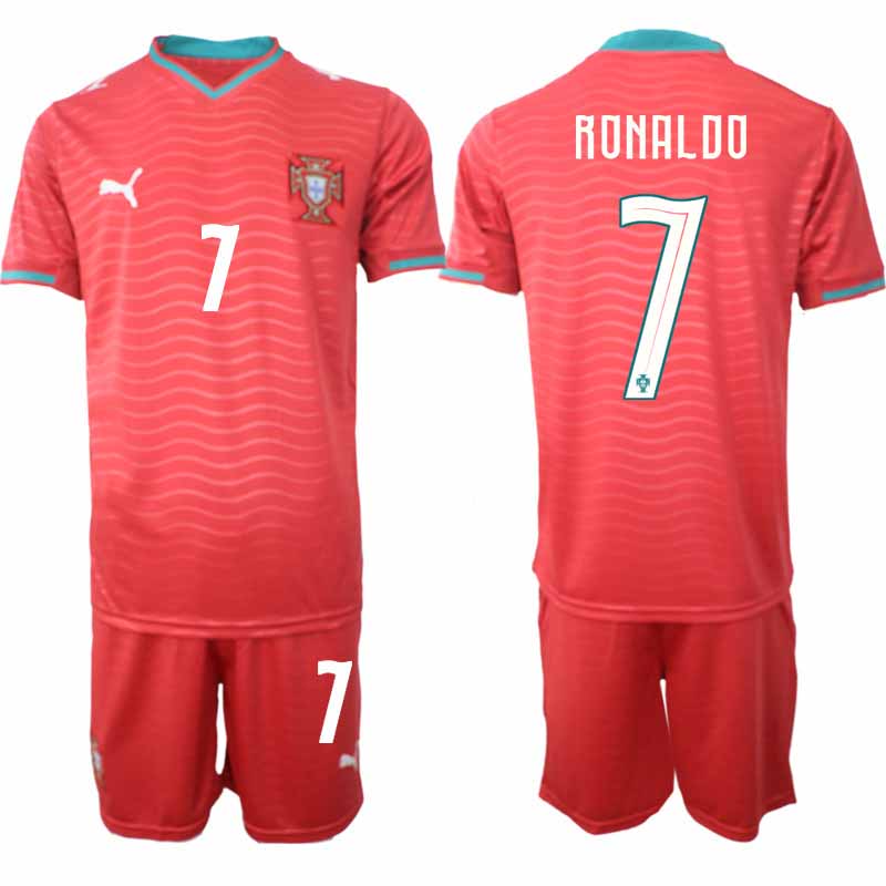 Portugal Hemmaställ VM 2026 Cristiano Ronaldo #7 Herr Kortärmad Fotbollströja med Shorts 1 Portugal Hemmaställ VM 2026 Cristiano Ronaldo #7 Herr Kortärmad Fotbollströja med Shorts