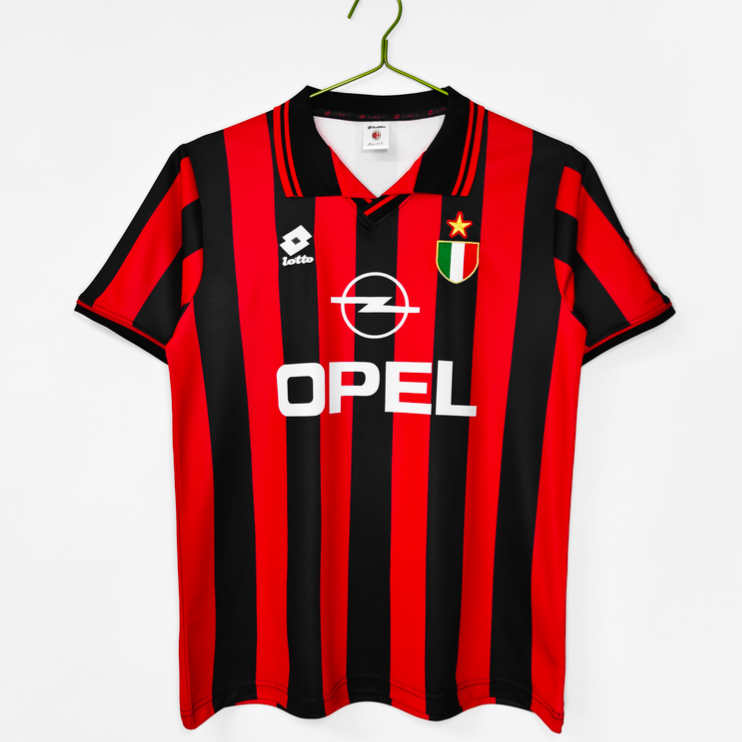 AC Milan Retro Hemmatröja 1996/97 – Klassisk Fotbollströja 1 AC Milan Retro Hemmatröja 1996/97 – Klassisk Fotbollströja