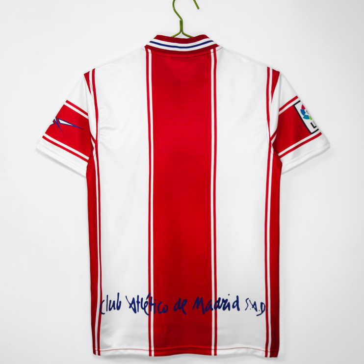Atlético Madrid Retro Hemmatröja 1999/00 – Klassisk Fotbollströja 2 Atlético Madrid Retro Hemmatröja 1999/00 – Klassisk Fotbollströja