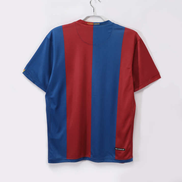 FC Barcelona 2006/07 Retro Hemmatröja – Klassisk Fotbollströja 2 FC Barcelona 2006/07 Retro Hemmatröja – Klassisk Fotbollströja