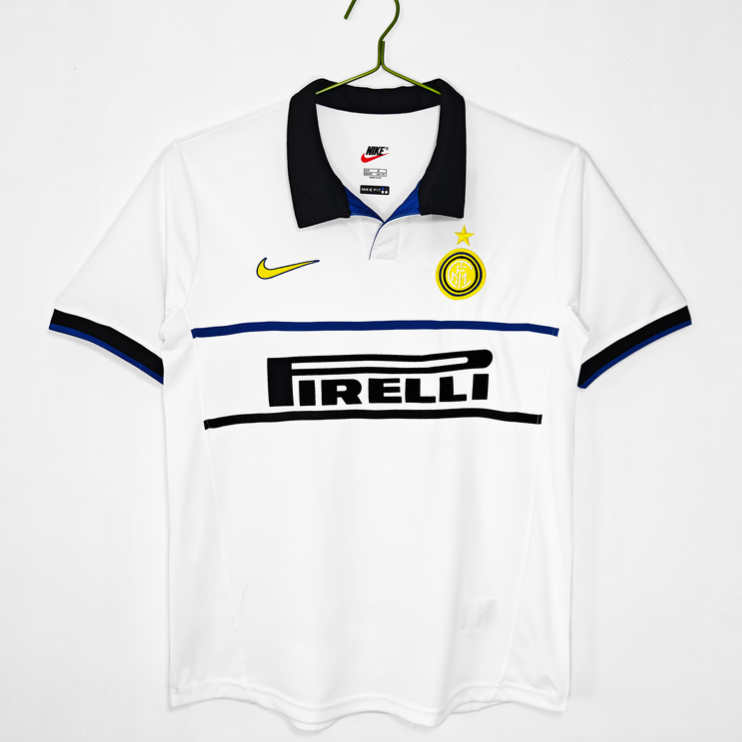 Inter Milan 1998/99 Retro Bortatröja – Klassisk Fotbollströja Inter Milan 1998/99 Retro Bortatröja – Klassisk Fotbollströja