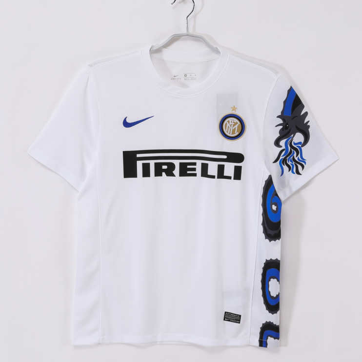 Inter Milan 2010/11 Retro Bortatröja – Klassisk Vit Fotbollströja 1 Inter Milan 2010/11 Retro Bortatröja – Klassisk Vit Fotbollströja