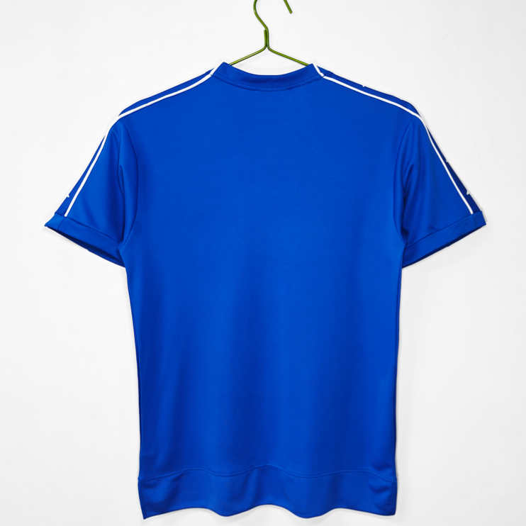 Juventus Retro Bortatröja 1999/00 – Klassisk Blå Fotbollströja 2 Juventus Retro Bortatröja 1999/00 – Klassisk Blå Fotbollströja