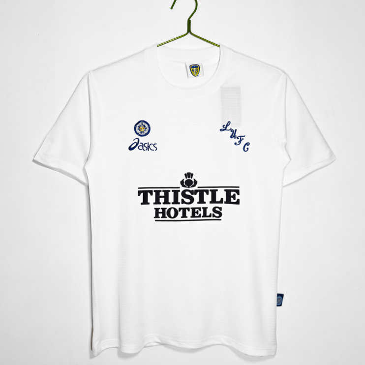 Leeds United Retro Hemmatröja 1995/96 – Klassisk Vit Fotbollströja 1 Leeds United Retro Hemmatröja 1995/96 – Klassisk Vit Fotbollströja