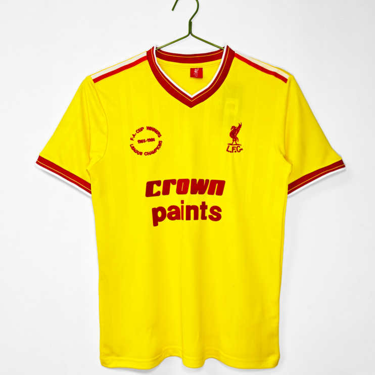 Liverpool Retro Tredjetröja 1985/86 – Klassisk Gul Fotbollströja 1 Liverpool Retro Tredjetröja 1985/86 – Klassisk Gul Fotbollströja