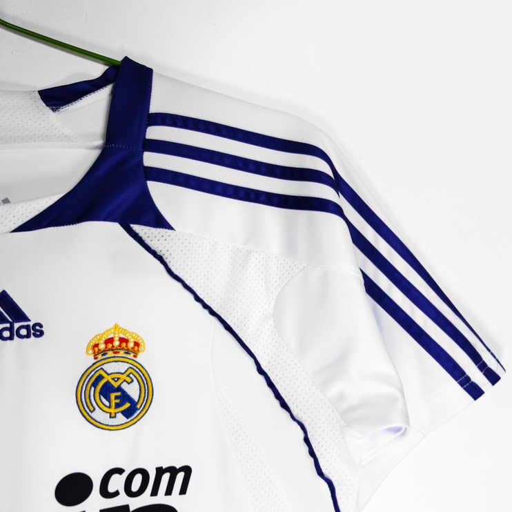 Real Madrid Retro Hemmatröja 2007/08 – Klassisk Fotbollströja 3 Real Madrid Retro Hemmatröja 2007/08 – Klassisk Fotbollströja - Bild 3
