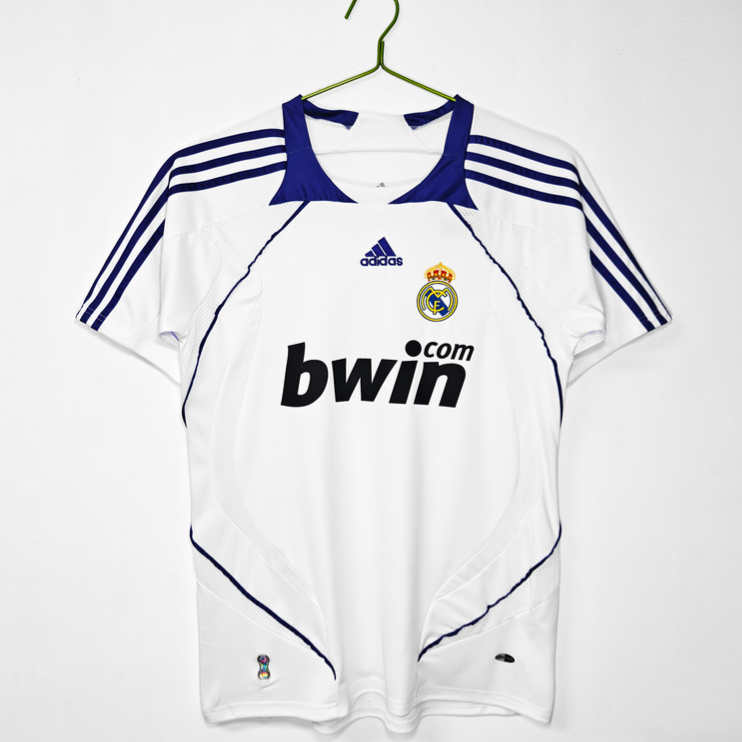 Real Madrid Retro Hemmatröja 2007/08 – Klassisk Fotbollströja 1 Real Madrid Retro Hemmatröja 2007/08 – Klassisk Fotbollströja